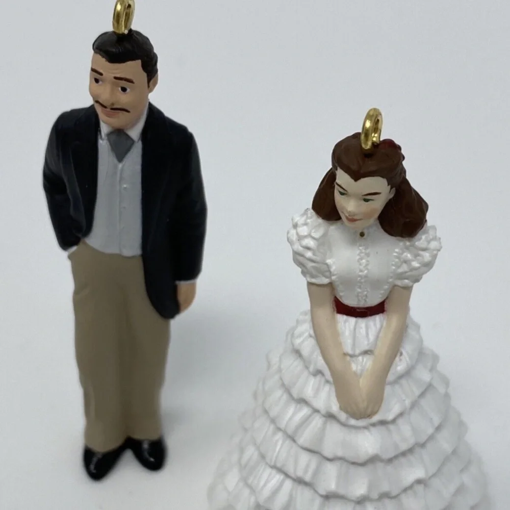 Gone with the‎ Wind Scarlet O'Hara Rhett Butler Figurine Ornament Set Of 2